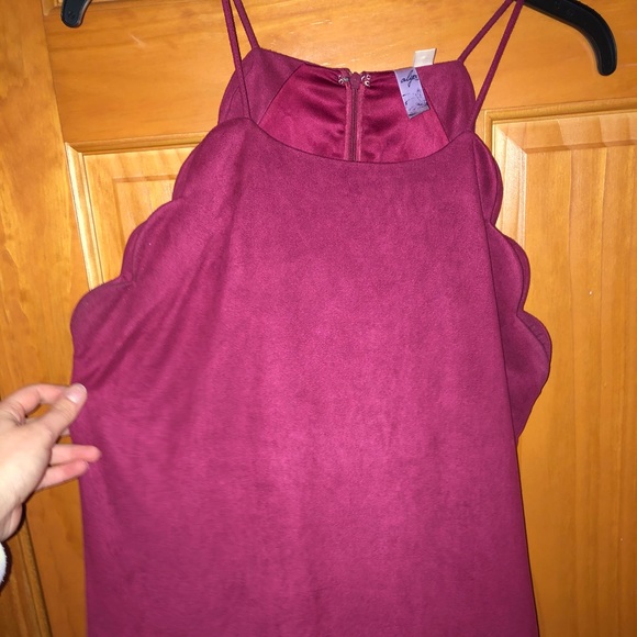 Cookie cutter sleeved dress - Picture 2 of 4